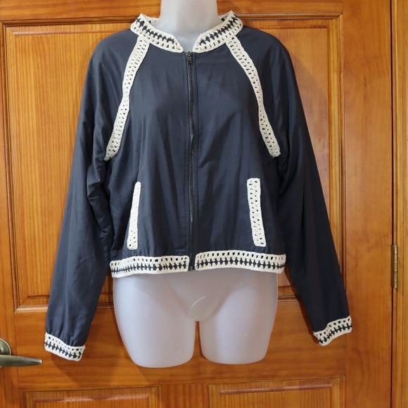 Free People Navy Blue Crochet Trim Zip Front Cropped Bomber Jacket Medium - Picture 3 of 16